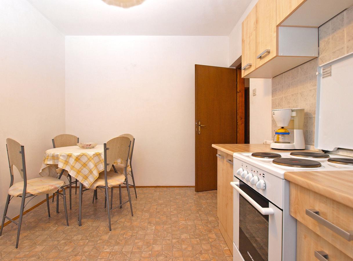 Apartments Dvorine 1210 Banjole Eksteriør billede